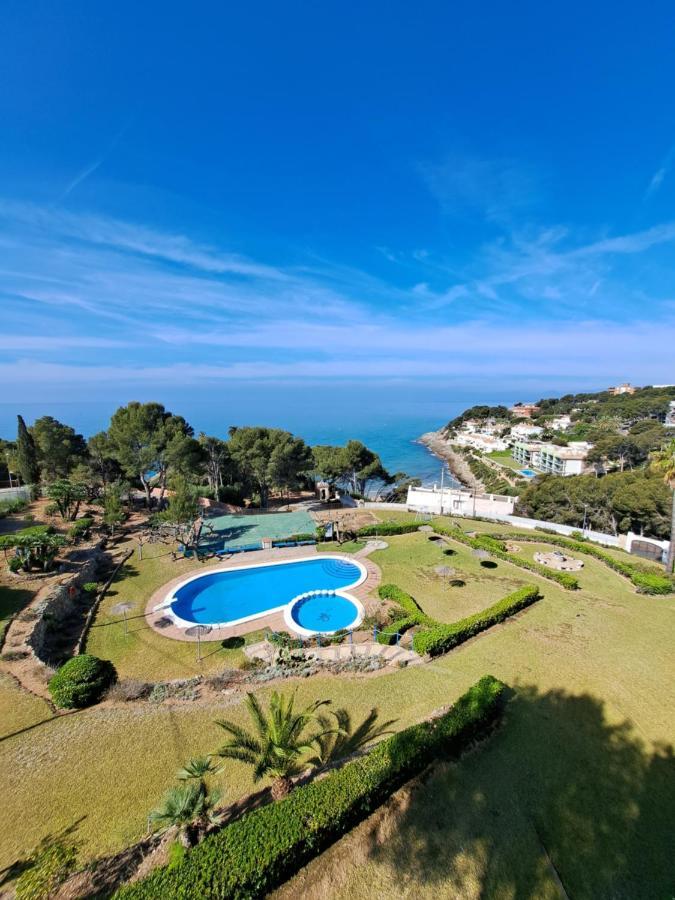 Gran Apartamento Vistas Mar Салоу Екстериор снимка