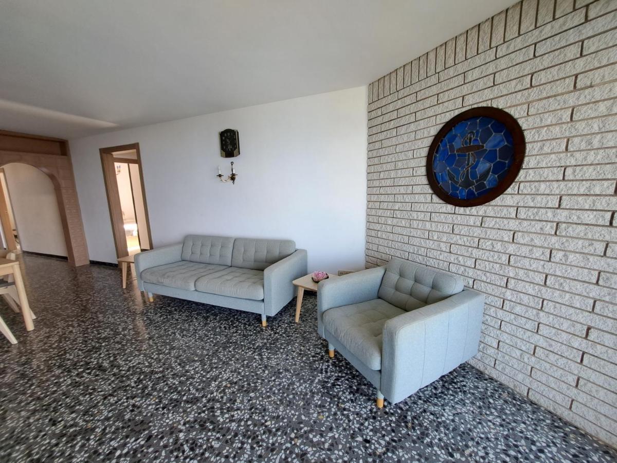 Gran Apartamento Vistas Mar Салоу Екстериор снимка