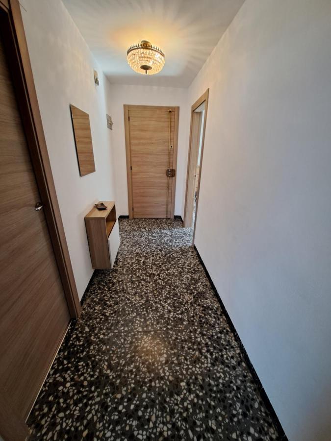 Gran Apartamento Vistas Mar Салоу Екстериор снимка