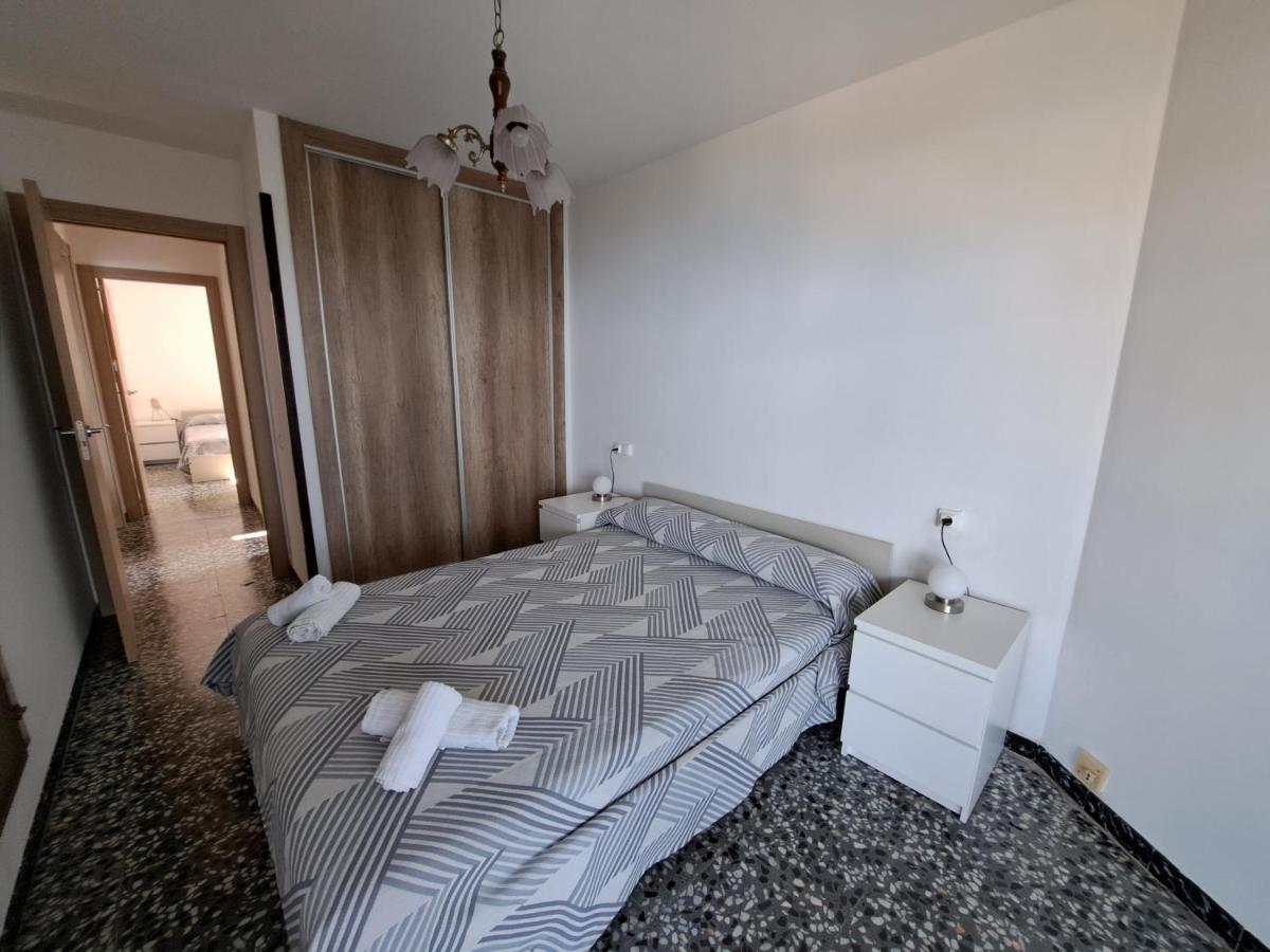 Gran Apartamento Vistas Mar Салоу Екстериор снимка